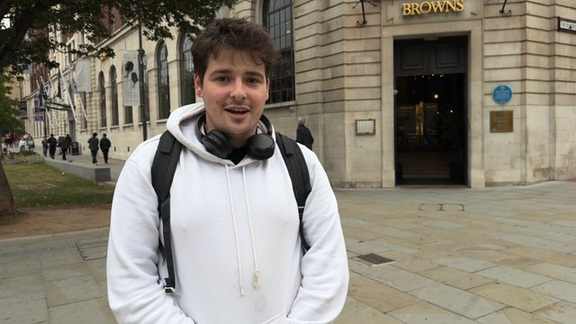 Leeds reflects on the age in which children should be allowed a mobile phone