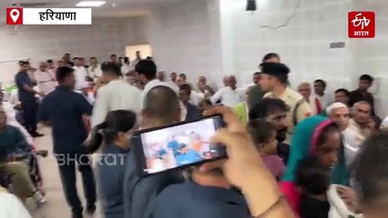 चरखी दादरी में ग्रीवेंस कमेटी की बैठक में हंगामा, कोर्ट का सम्मन देने गए वकील को पुलिस ने लिया हिरासत में, जानें पूरा मामला