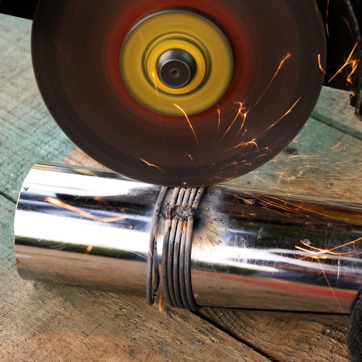 How to Make a Handmade Gift from a Door Spring 🎁