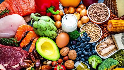 Gli 8 cibi per mantenere giovane il cervello secondo la Harvard Medical School