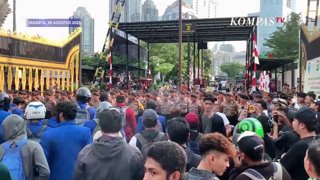 Aksi Demo Mahasiswa di Polda Metro Jaya Buntut Tewasnya Ojol Affan, Apa yang Dituntut?