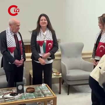 TBMM Genel Kurulu’nun Gazze için olağanüstü toplantısı… Vekiller kuliste Bahçeli ile fotoğraf çektirmek için sıraya girdi