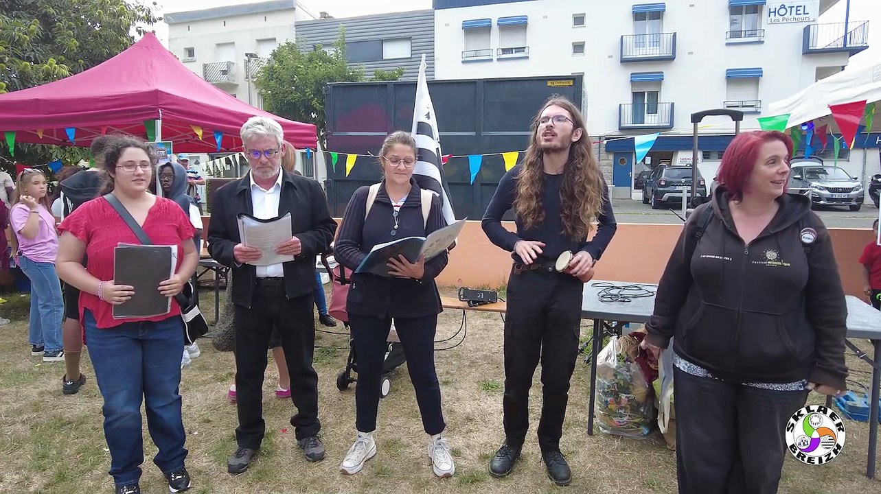 2025 Duhont àr ar mane - Sklaer Breizh & Trigone Production