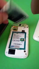 Zaman phone boleh cabut bateri.  Phone zaman dulu  kalau ada masalah hanging or freezing perlu restart,  buka casing dan cabut   bateri.