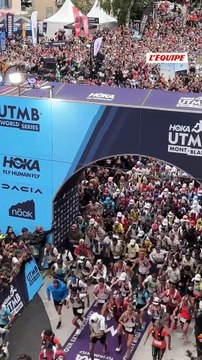 Le départ vu depuis le balcon de la mairie de Chamonix. - Ultra-trail - UTMB