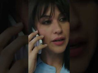 نازلي مو مرتاحة لفاروق أبدا  😂 | مسلسل بنات الشمس 🌞 #handeerçel #shorts #güneşinkızları