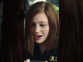 سيلين كاسرة قلوب الشباب 😂 | مسلسل بنات الشمس 🌞 #handeerçel #shorts #güneşinkızları