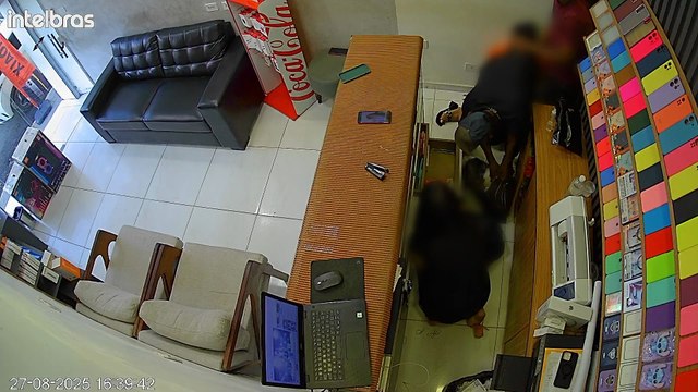 Invasões de Lojas de Eletrônicos em Vitória de Santo Antão: Uma Análise dos Recentes Assaltos à Mão Armada