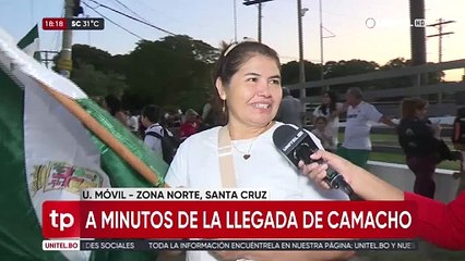 “Sopita de maní por la llegada del gobernador”, una mujer reparte comida a la espera de Camacho