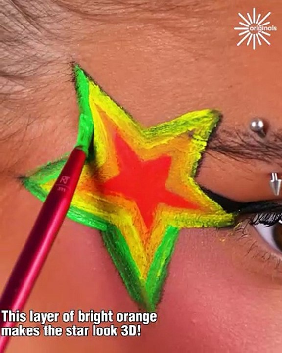 When the lights go down, UV makeup comes to life! 💄✨