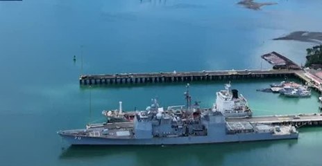 Buque lanzamisiles USS Lake Erie está transitando por el Canal de Panamá
