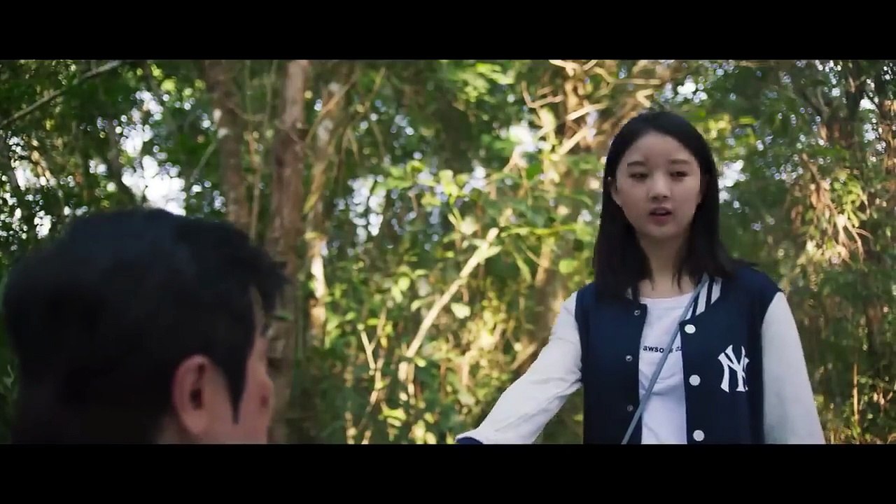 【2025 Newest Movies】Giant 100-meter crocodile savagely attacks survivors🐊#movie #film #crocodile - Monster Sister - Movie House (720p, h264)