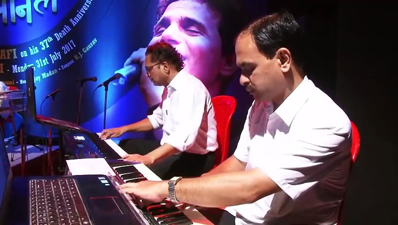 Aawaaz Dekhe Humein | Anil Bajpai &  Sampada Goswami live evergreen song