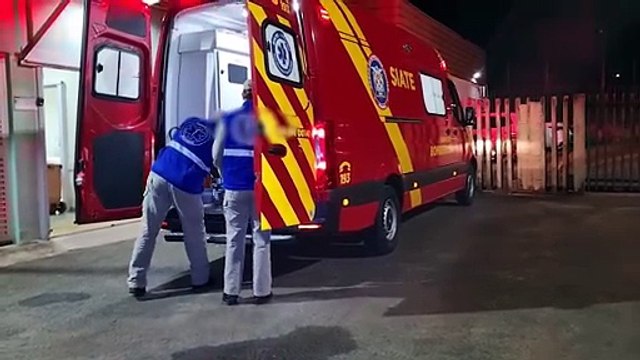 Para evitar colisão, motociclista sofre queda e é levado à UPA Veneza