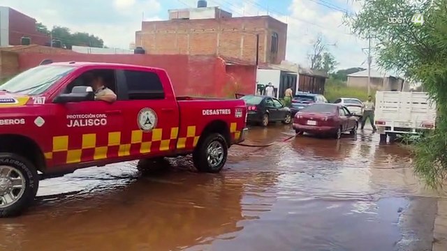 Escuelas y parcelas, las más afectadas por las lluvias de Atotonilco