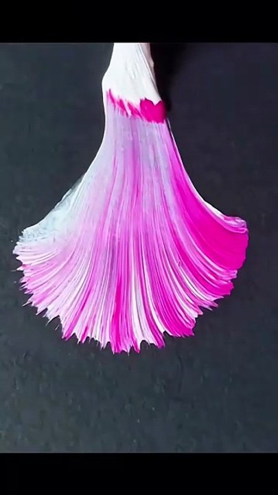 Amazing multicolor flower design idea made with different shades perfect for art lovers worldwide community