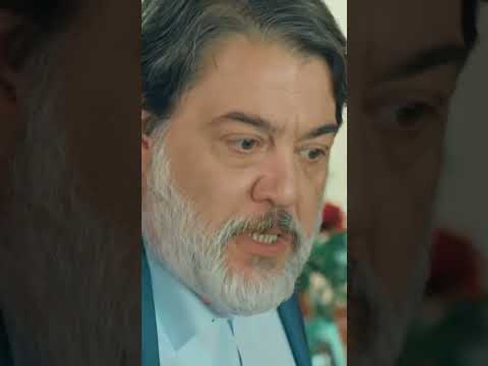 أميرة أبوها بتشتغل جارسونة 😆 | مسلسل الانتقام الحلو #kanald #tatlıintikam #shorts