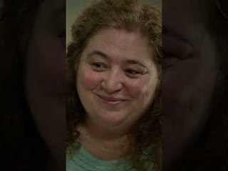 بدو يفرح إمو وإختو بعد ما ارتفع معاشو  - المفقود #shorts  - #kayıp