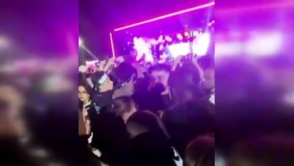 Manifest konserinde iki grup birbirine girdi: Tokatlı kavga kameraya yansıdı