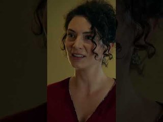 واقعة بحبه و هو ولا على باله 😕  | مسلسل عزيزة #azize #shorts #kanald #handeerçel