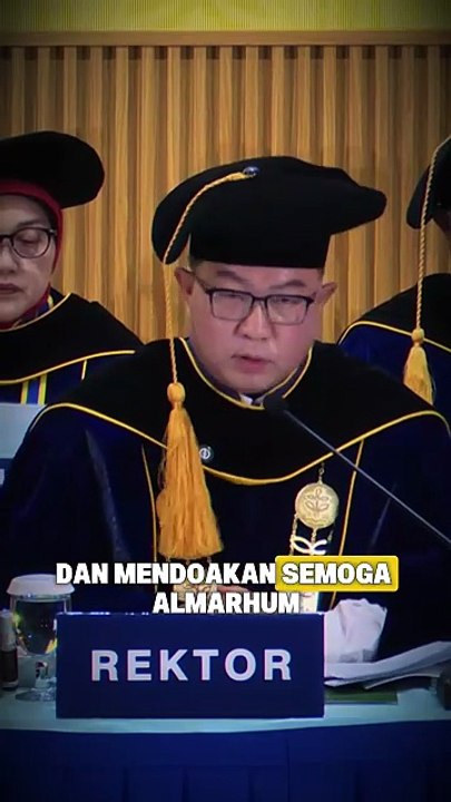 Rektor IPB Arif Satria Minta Hadirin Orasi Guru Besar Untuk Mengheningkan Cipta Meninggalnya Alm Affan Kurniawan