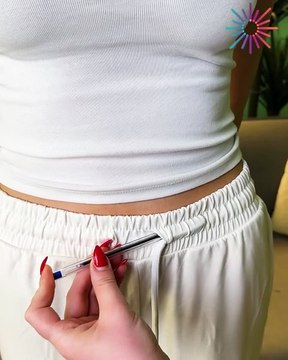 Fixing your waistband in sweatpants ⏱️