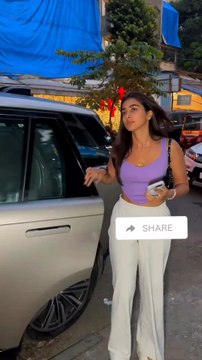 Bollywood Actress Pooja Hegde Arrived at Private Hotel in Bandra Mumbai🔥🥰❤️ #poojahegde #bollywood #actresses #actress