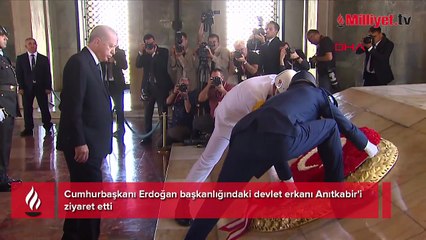 Cumhurbaşkanı Erdoğan ve devlet erkanı Anıtkabir'de: 100 yıl sonra da boş durmuyorlar