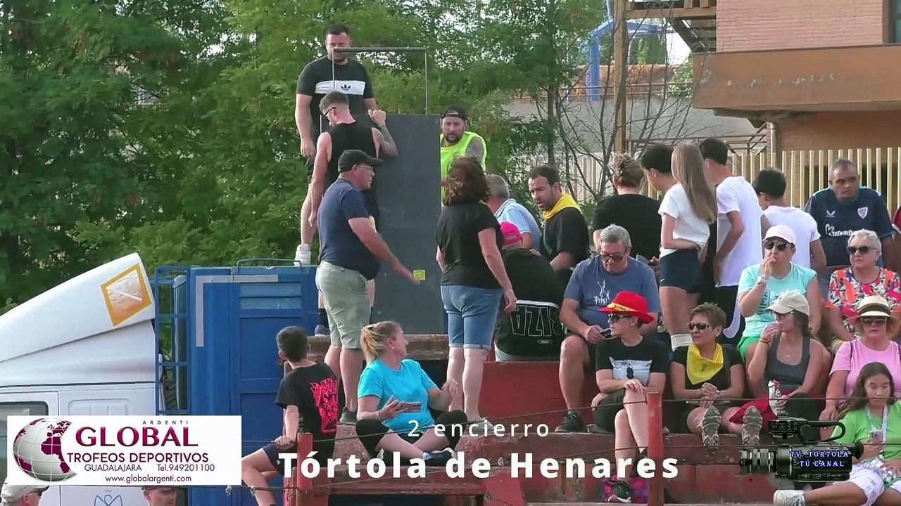 2 ENCIERRO, Toro del hierro San Martín.