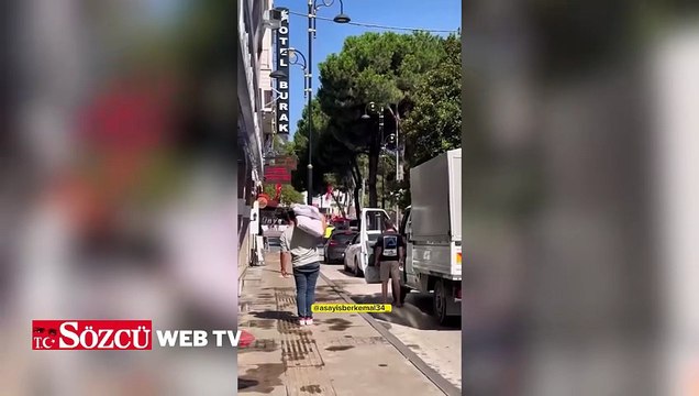 Ünye'de duygusal anlar: Sırtında un çuvalıyla saygı duruşunda bekledi