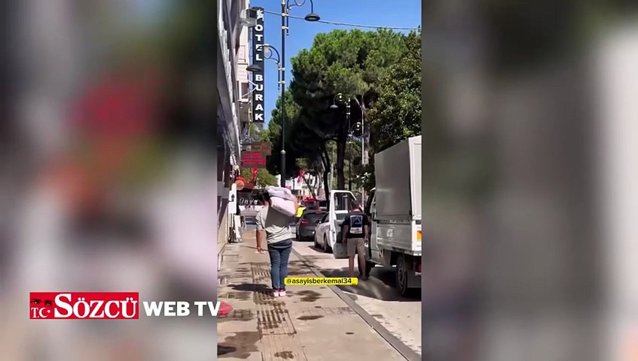 Ünye'de duygusal anlar: Sırtında un çuvalıyla saygı duruşunda bekledi