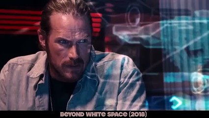 In 2050 A Global Famine Drove Humans To Hunt Alien Creatures In Space For Food