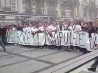 Qui ne saute pas n'est pas ultra