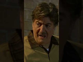 أصلان بيك حاقد على ابنه مصطفى 🙄 | مسلسل نارين #نارين #shorts #kanald #birbulutolsam