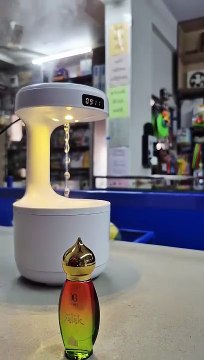 Unboxing Anti-Gravity Essential Oil Diffuser 💧 Quiet Mist Humidifier Night Light