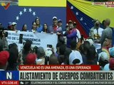 Caracas | Mujeres y hombres patriotas se congregan en la Plaza Bolívar para defender la paz del país