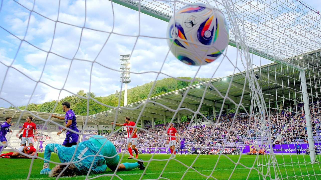 Meißner-Block fliegt ins Tor: Kurioser Treffer bringt Osnabrück auf Kurs