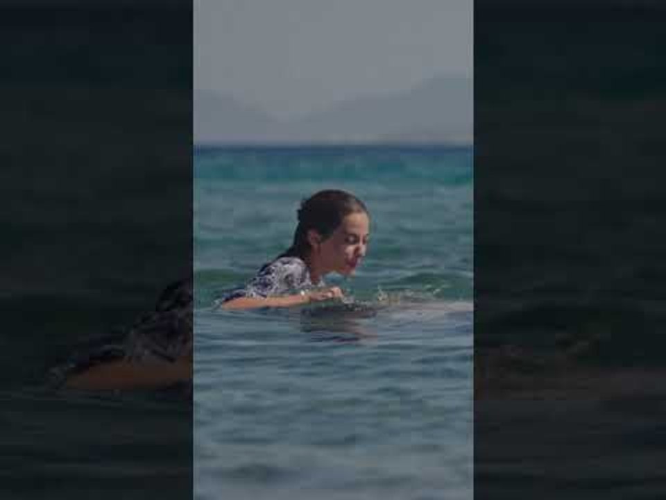 جنون علاء و إيلين 😂💔 | مسلسل حكاية بودروم #حكاية_بودروم #bodrummasalı #kanald #shorts