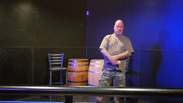 LIMP BIZKIT - TAKE A LOOK AROUND (PERFORMED LIVE AT THE WESTERNER)