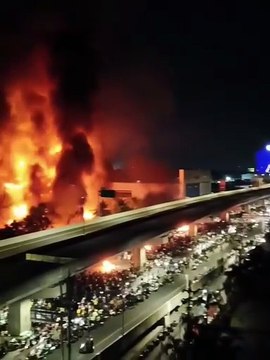 Breaking News Indonesia Protest Blaze Kills 3 as Anger Erupts Over Driver’s Death | Aug 30, 2025