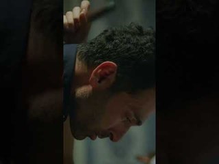 بلقان يحاول الاعتداء على عزيزة 😱 | مسلسل عزيزة #azize #shorts #kanald #handeerçel