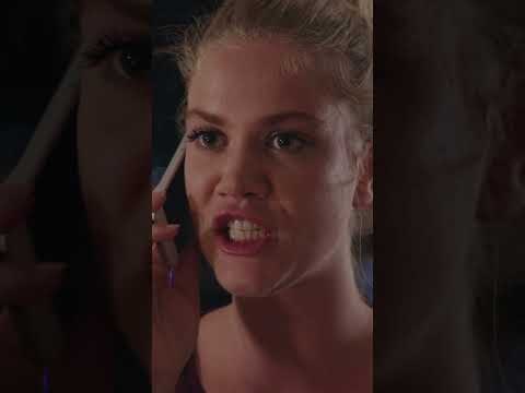 علاء ينفجر على لارا 😭 | مسلسل حكاية بودروم #حكاية_بودروم #bodrummasalı #kanald #shorts