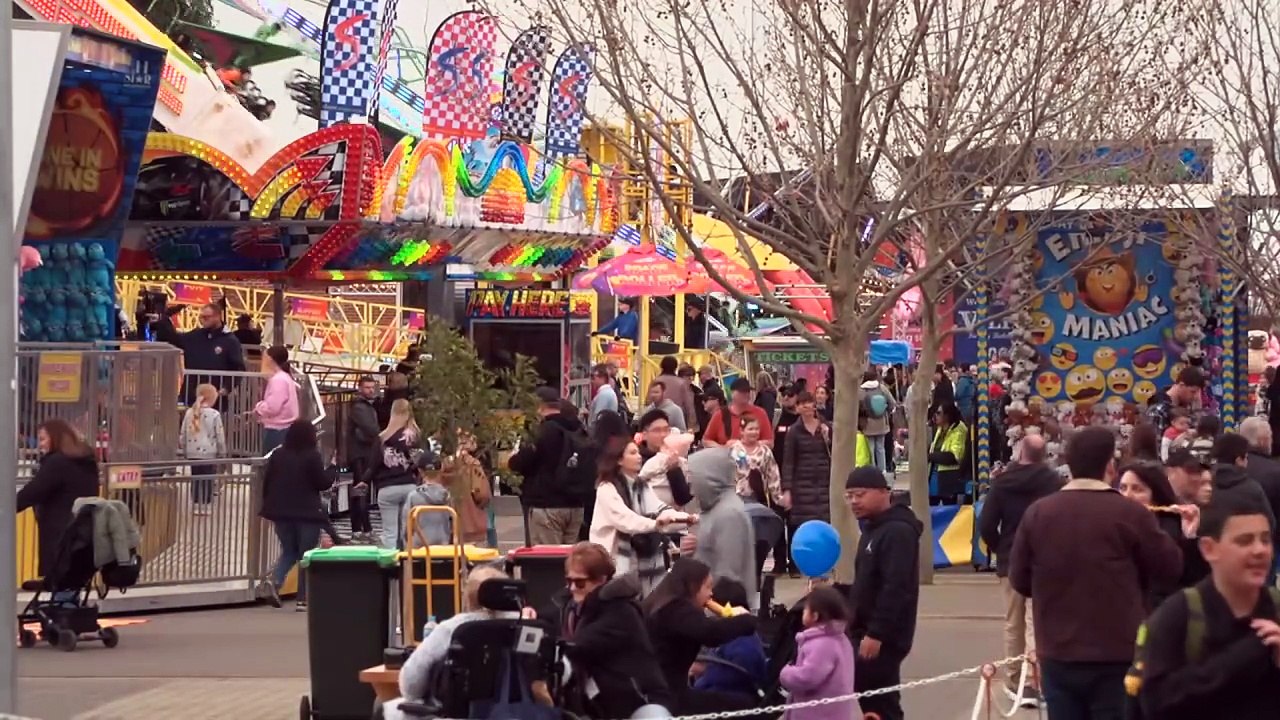 Thousands gather to the Royal Adelaide show despite growing cost-of-living pressures on families