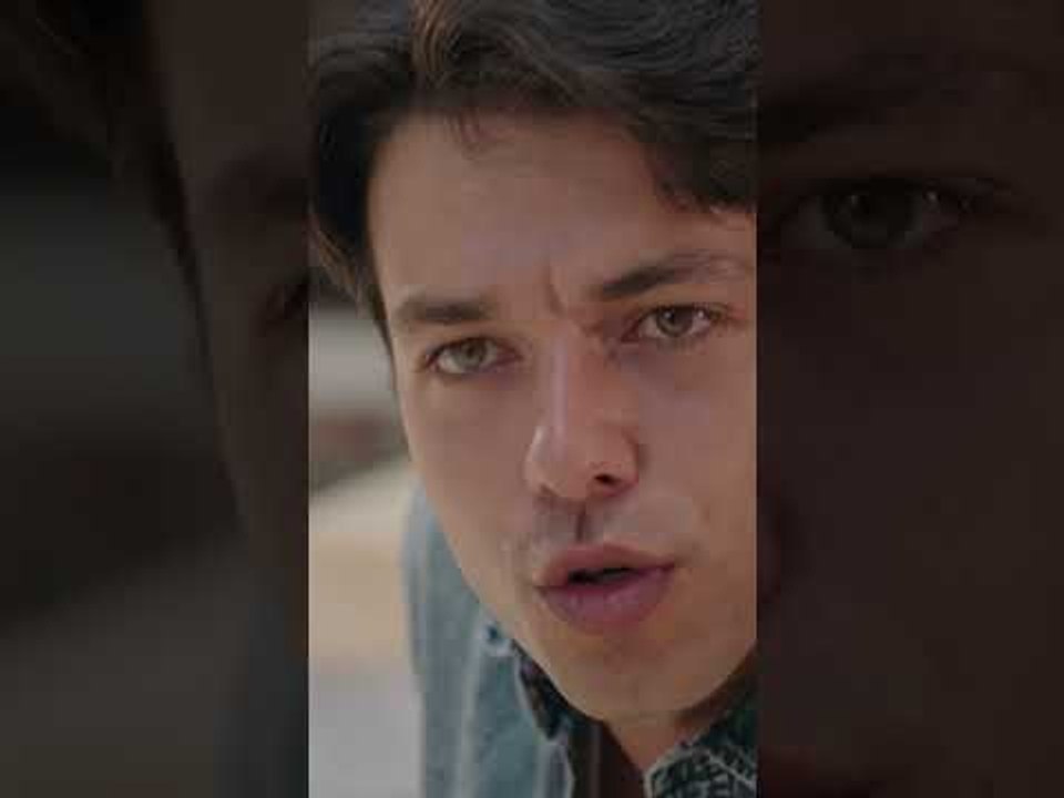 مفكر حالك كبرت يا صنوبر يا أزعر 😉 | مسلسل حكاية بودروم #حكاية_بودروم #bodrummasalı #kanald #shorts