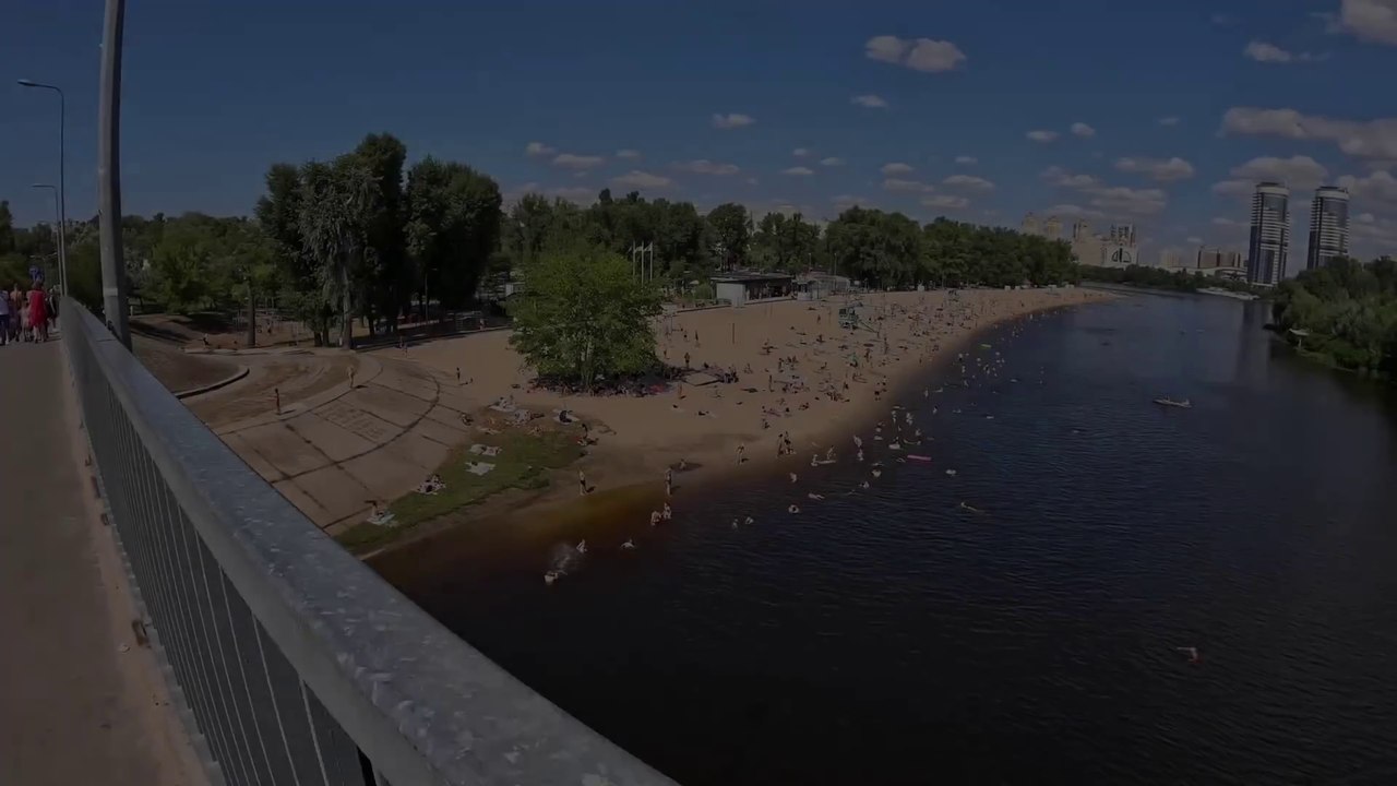 - Kyiv, Ukraine - CROWDS OF PEOPLE ON THE BEACH Walking Tour (1080p)