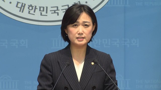 민주 권성동, 통일교 총재에 큰절 왜 했나...국민 우롱 / YTN
