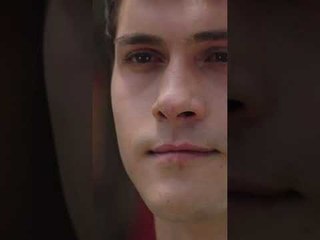 كيف رح ناديلك حبيبي بعد اللي صار؟ 😪 | مسلسل حكاية بودروم #حكاية_بودروم #bodrummasalı #kanald #shorts