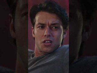 أبو لارا هو شخص حقير 😒 | مسلسل حكاية بودروم #حكاية_بودروم #bodrummasalı #kanald #shorts