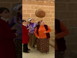 آسيا ما بدها نارين تكون بالبيت و طردتها 😱 | مسلسل نارين #نارين #shorts #kanald #birbulutolsam