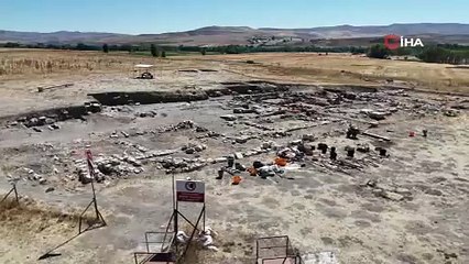 4 bin yıllık şehirde toplu mezar kalıntıları bulundu